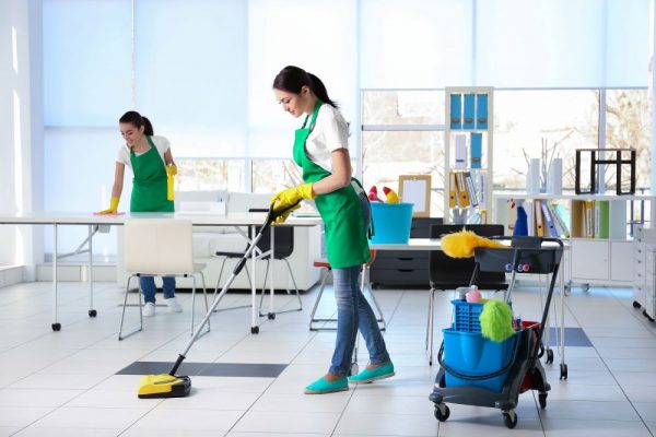 Vệ sinh nhà cửa trọn gói